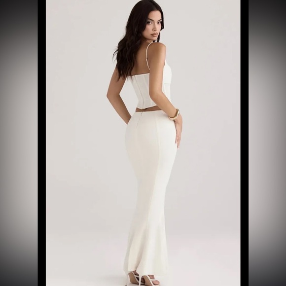 HOUSE OF CB - ‘Paloma’ Ivory Corset Maxi Dress - Size S 4/6 - Picture 2 of 10